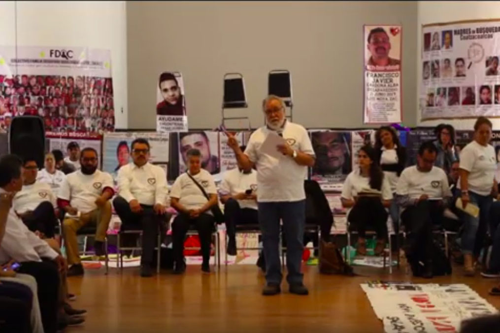 Alejandro Encinas Rodríguez en reunión con organizaciones de familiares de personas desaparecidas